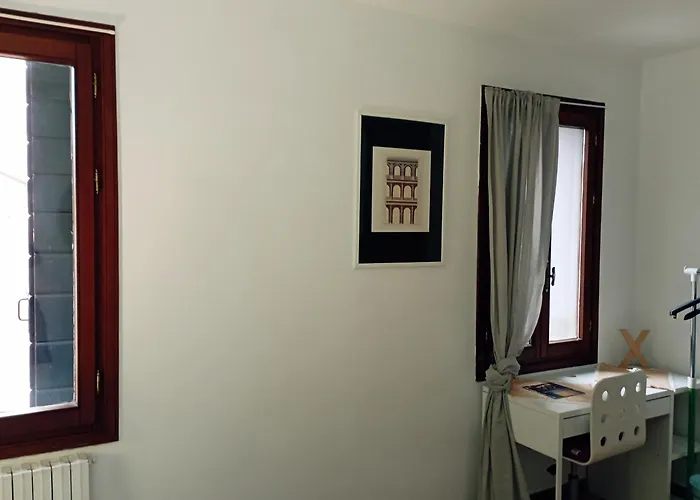 Casa de hóspedes Two Steps From Rialto *