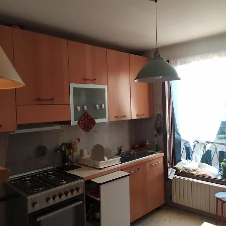 Two Steps From Rialto Гостевой дом Венеция