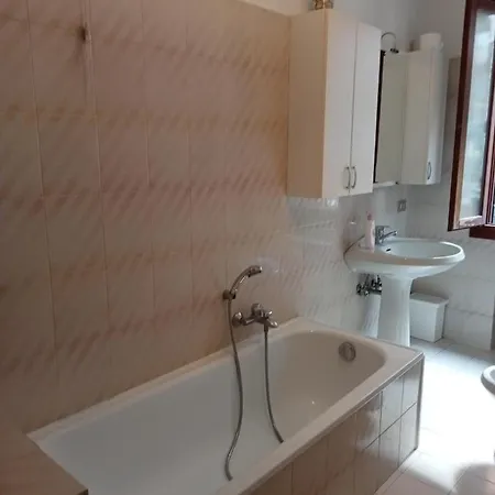 Гостевой дом Two Steps From Rialto Венеция